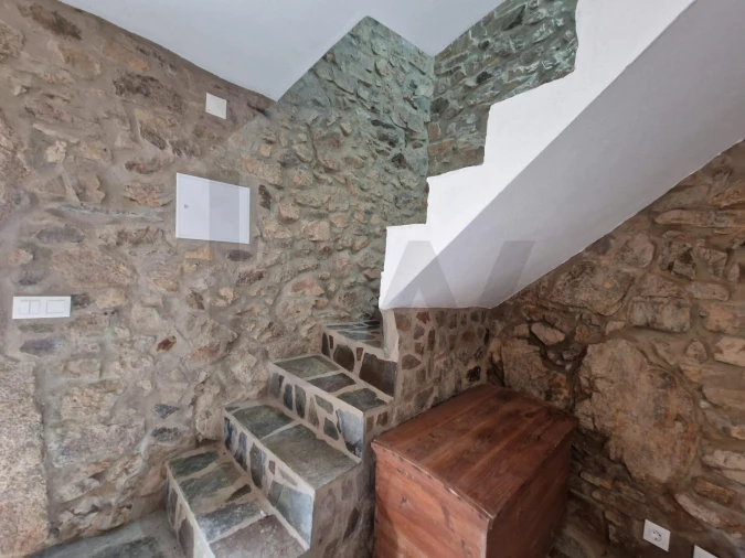 Moradia T1 para Venda em Penha Garcia Foto 34