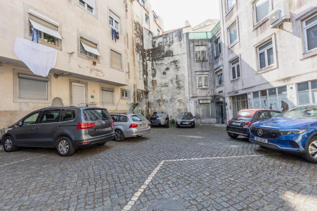 Apartamento para Venda em Santa Maria Maior Foto 13
