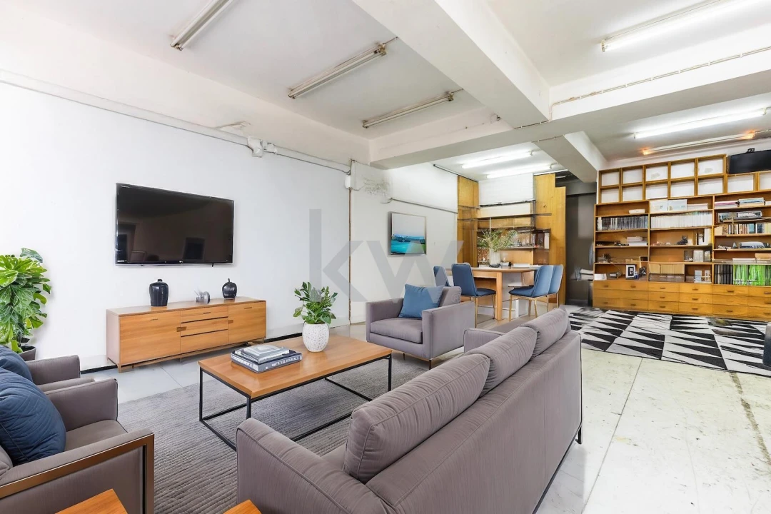 Apartamento para Venda em Santa Maria Maior Foto 2