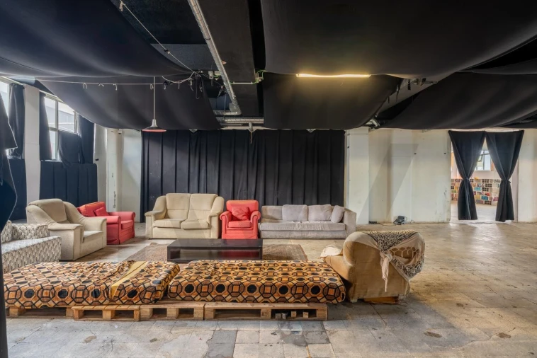 Negócio para Trespasse em Sacavém e Prior Velho Foto 16