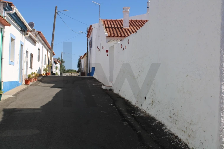 Moradia T2 para Venda em Panoias e Conceição Foto 4