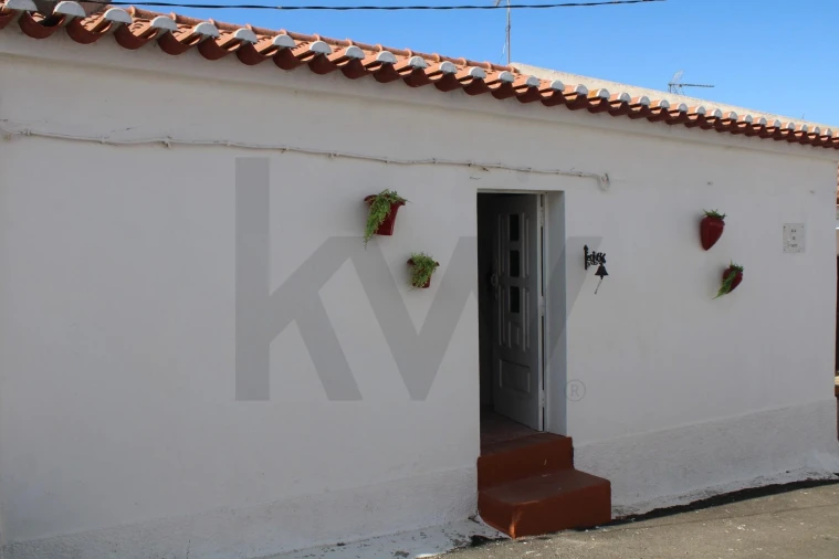 Moradia T2 para Venda em Panoias e Conceição Foto 2