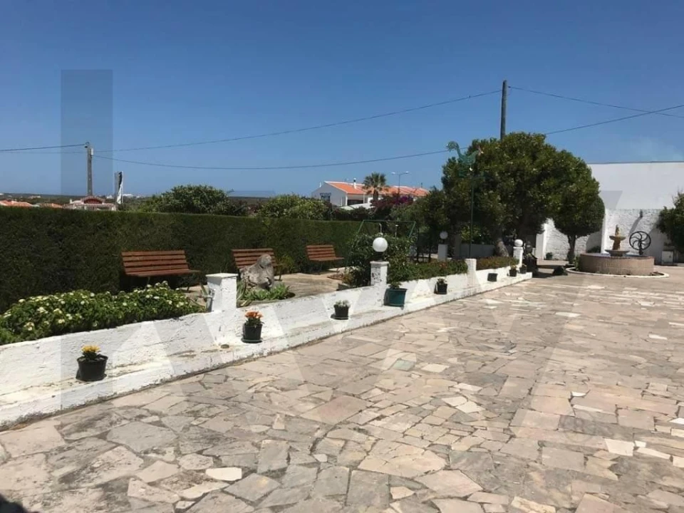 Moradia T9 para Venda em Vila de Sagres Foto 36
