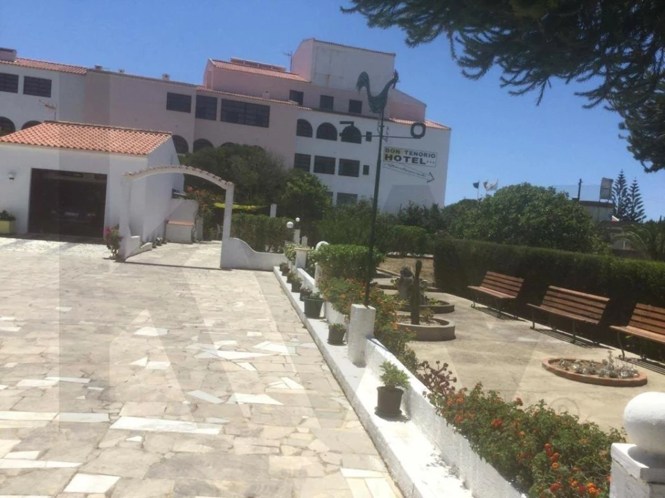 Moradia T9 para Venda em Vila de Sagres Foto 25