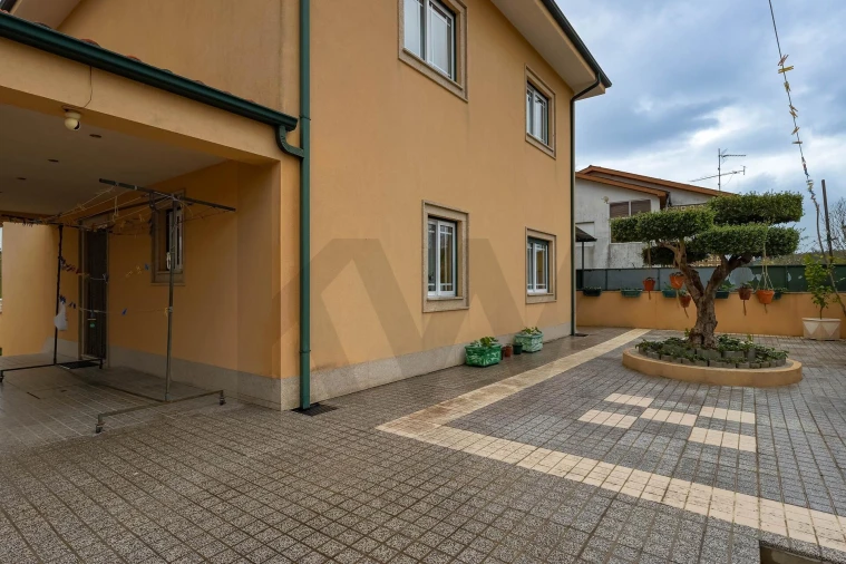 Moradia T3 para Venda em Lagares e Figueira Foto 5