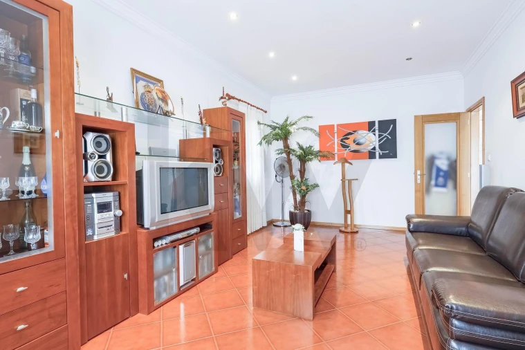 Moradia T3 para Venda em Lagares e Figueira Foto 2