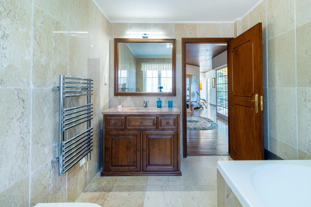 Moradia T4 para Venda em São João das Lampas e Terrugem Foto 49