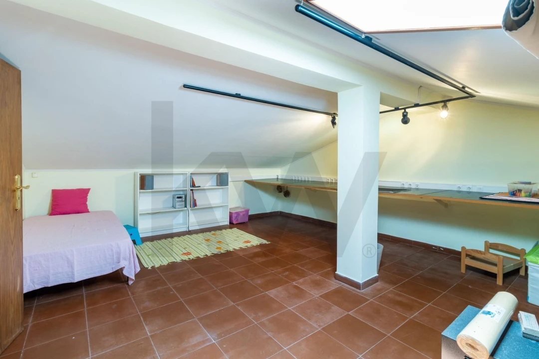 Moradia T4 para Venda em São João das Lampas e Terrugem Foto 50