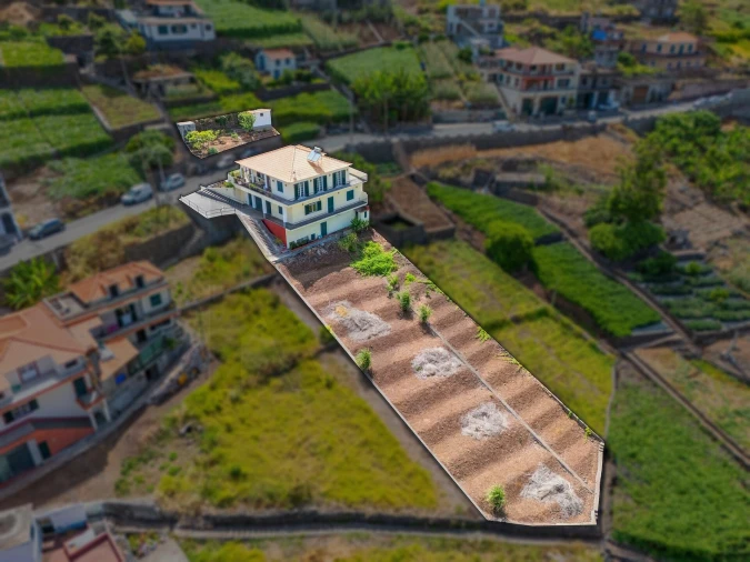 Moradia T3 para Venda em Camara de Lobos Foto 4