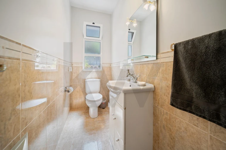 Moradia T3 para Venda em Camara de Lobos Foto 25