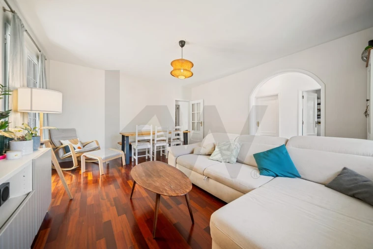 Moradia T3 para Venda em Camara de Lobos Foto 13