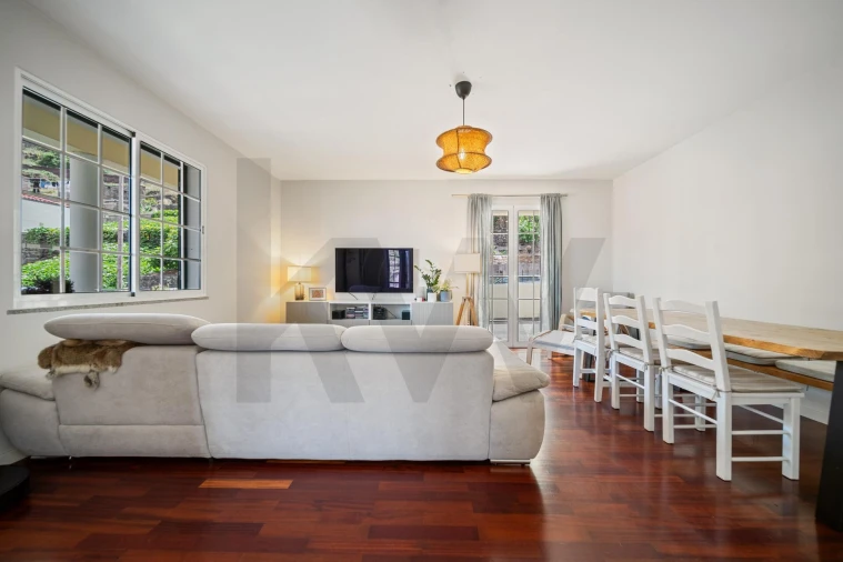 Moradia T3 para Venda em Camara de Lobos Foto 8