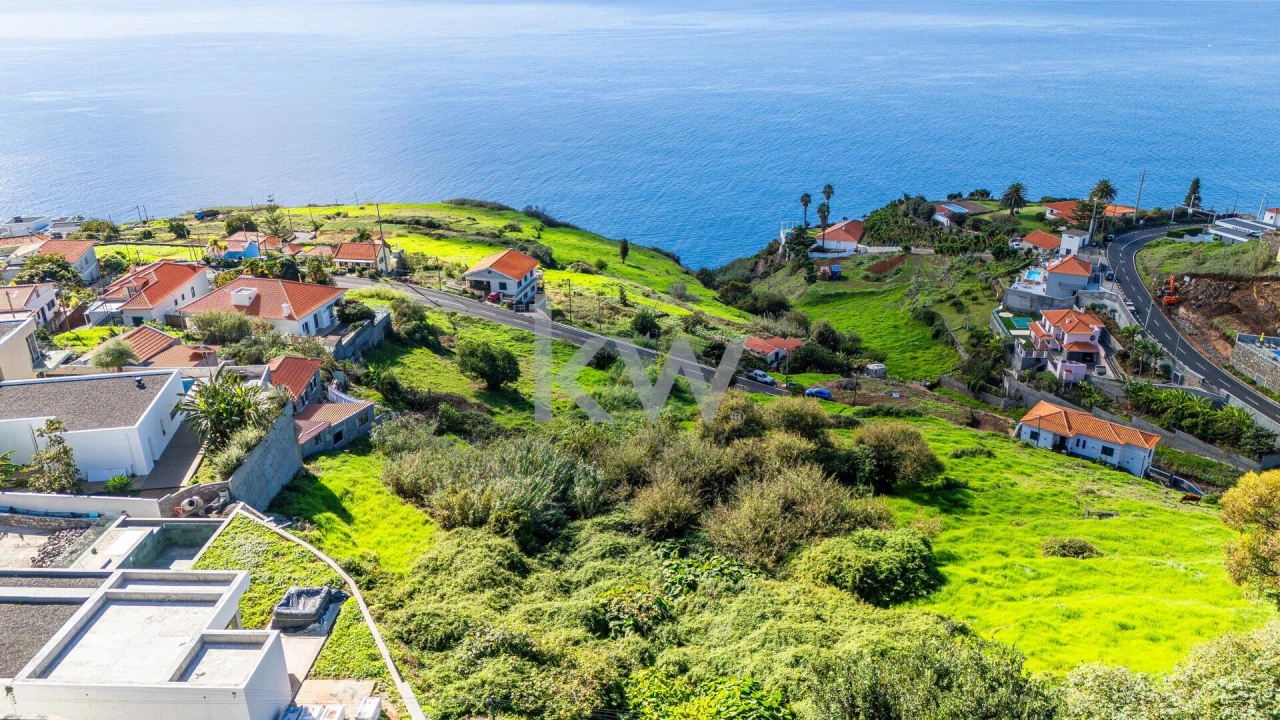 Terreno para Venda em Estreito da Calheta Foto 10