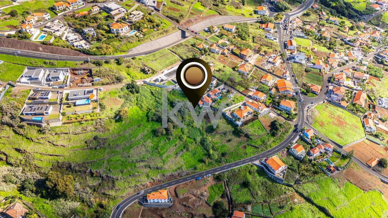Terreno para Venda em Estreito da Calheta Foto 13