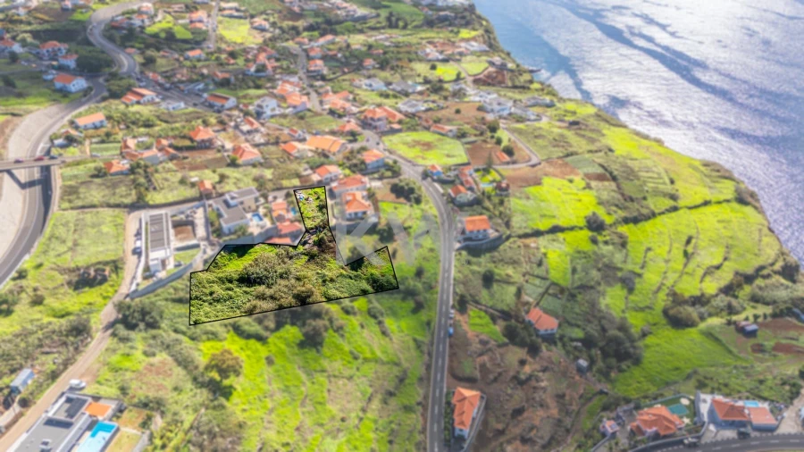 Terreno para Venda em Estreito da Calheta Foto 9