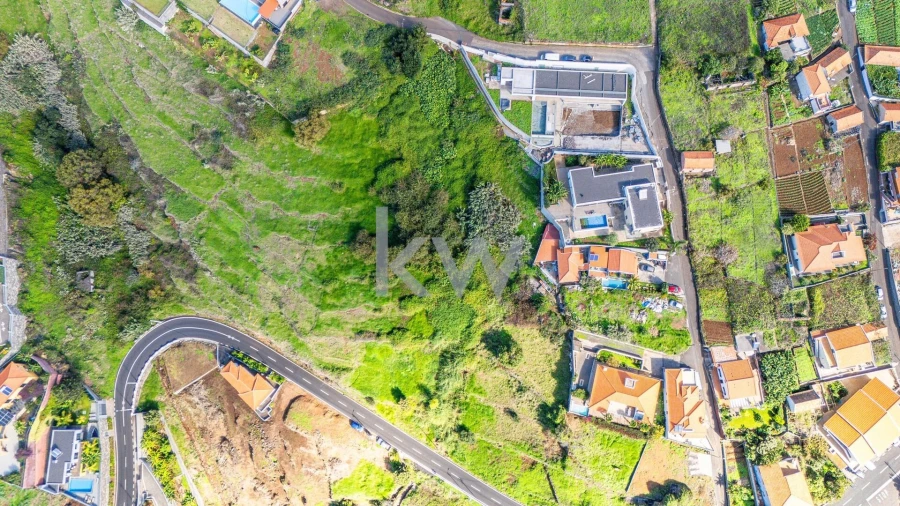 Terreno para Venda em Estreito da Calheta Foto 6
