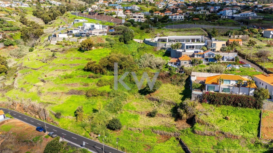 Terreno para Venda em Estreito da Calheta Foto 3