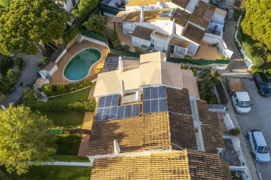 Moradia T1 para Venda em Albufeira e Olhos de Água Foto 49