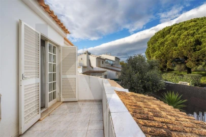 Moradia T1 para Venda em Albufeira e Olhos de Água