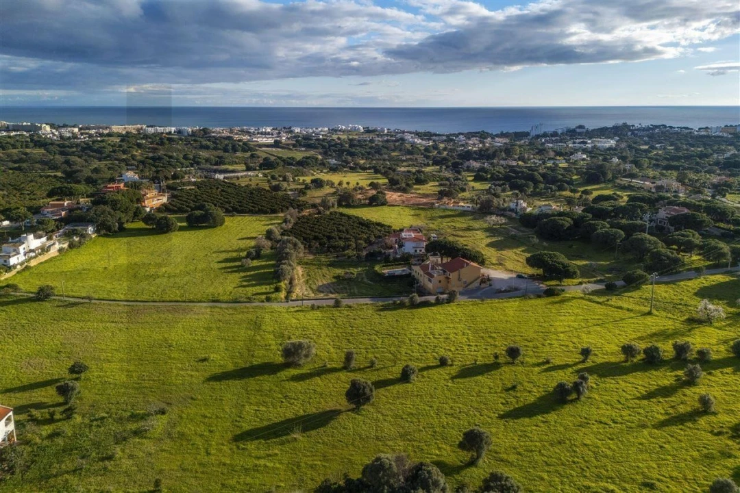 Moradia T1 para Venda em Albufeira e Olhos de Água Foto 46