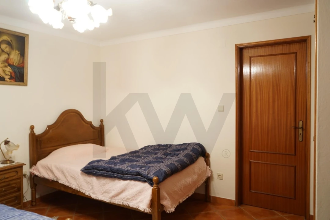 Moradia T6 para Venda em Almeida Foto 17