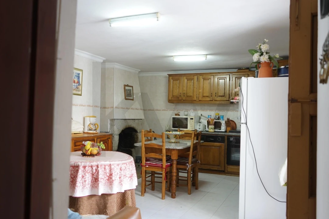 Moradia T6 para Venda em Almeida Foto 24