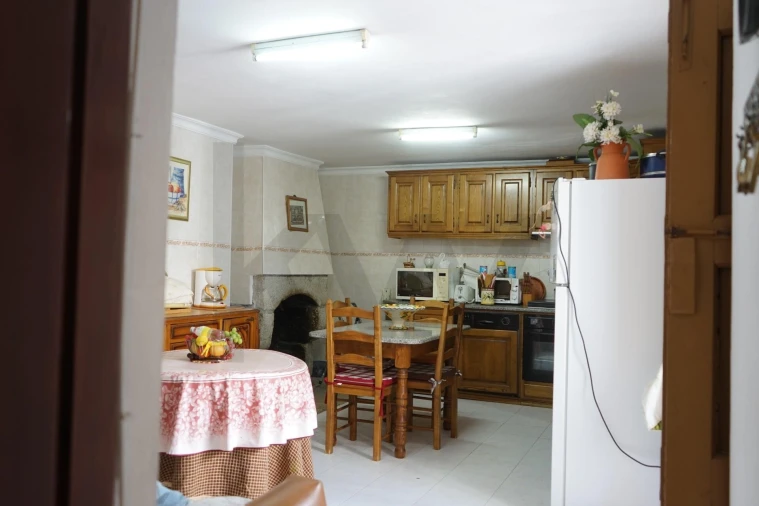 Moradia T6 para Venda em Almeida Foto 24