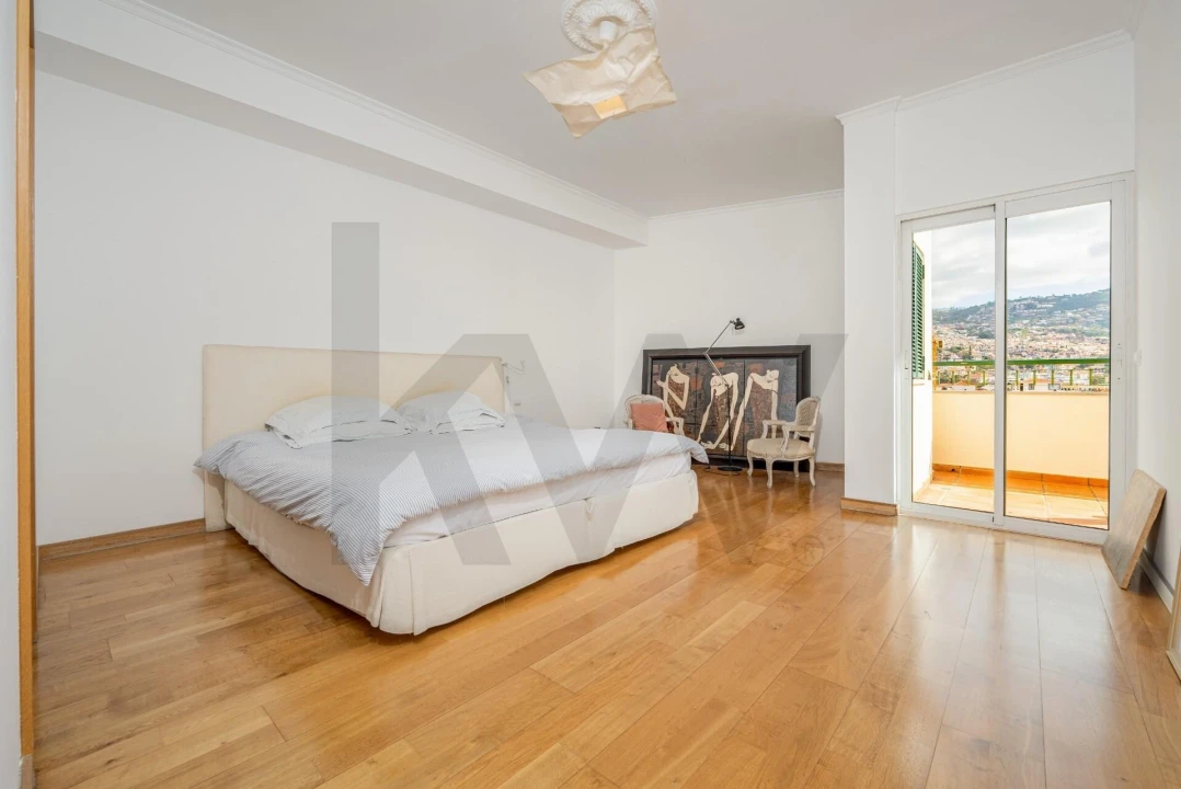 Apartamento T4 para Venda em Funchal (Se) Foto 17