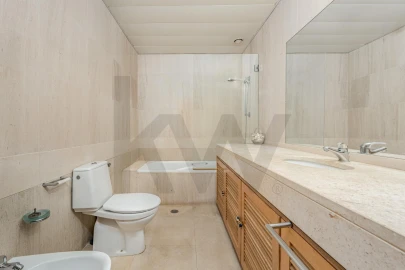 Apartamento T4 para Venda em Funchal (Se)