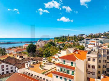 Apartamento T4 para Venda em Funchal (Se)