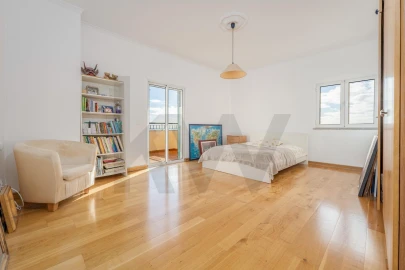 Apartamento T4 para Venda em Funchal (Se)