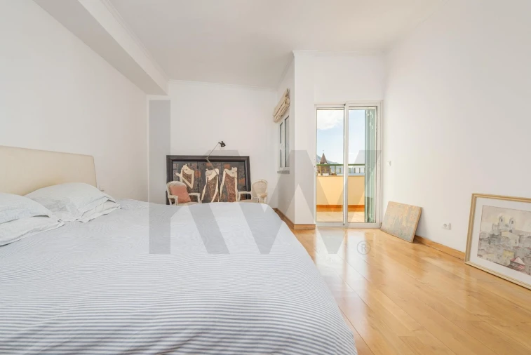 Apartamento T4 para Venda em Funchal (Se) Foto 16