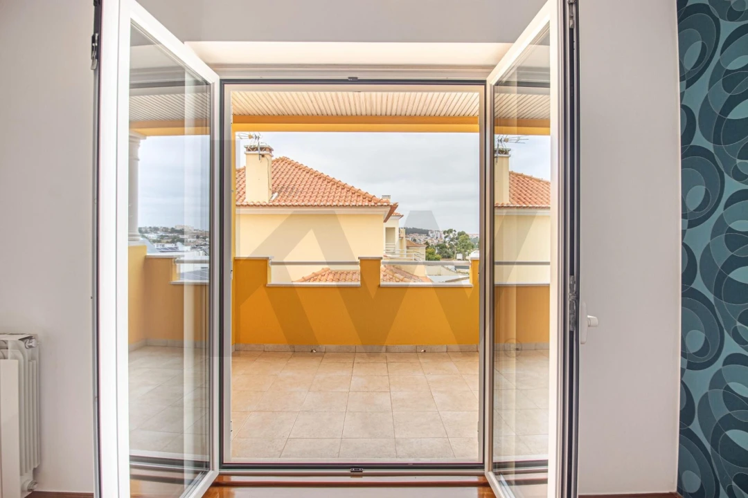 Moradia T4 para Venda em Santa Maria, São Pedro e Matacães Foto 29