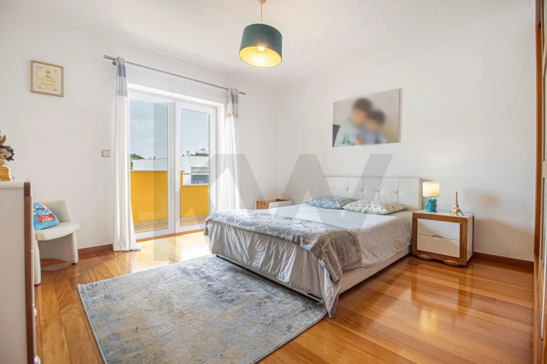 Moradia T4 para Venda em Santa Maria, São Pedro e Matacães Foto 32