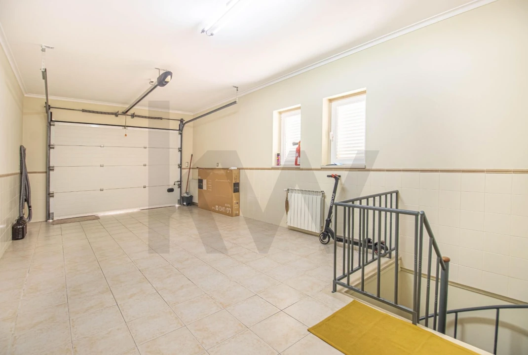 Moradia T4 para Venda em Santa Maria, São Pedro e Matacães Foto 39