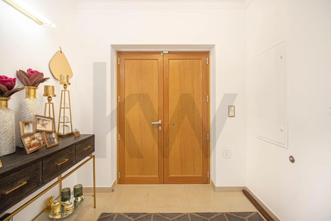 Moradia T4 para Venda em Santa Maria, São Pedro e Matacães Foto 6