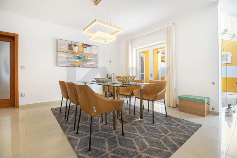 Moradia T4 para Venda em Santa Maria, São Pedro e Matacães Foto 26