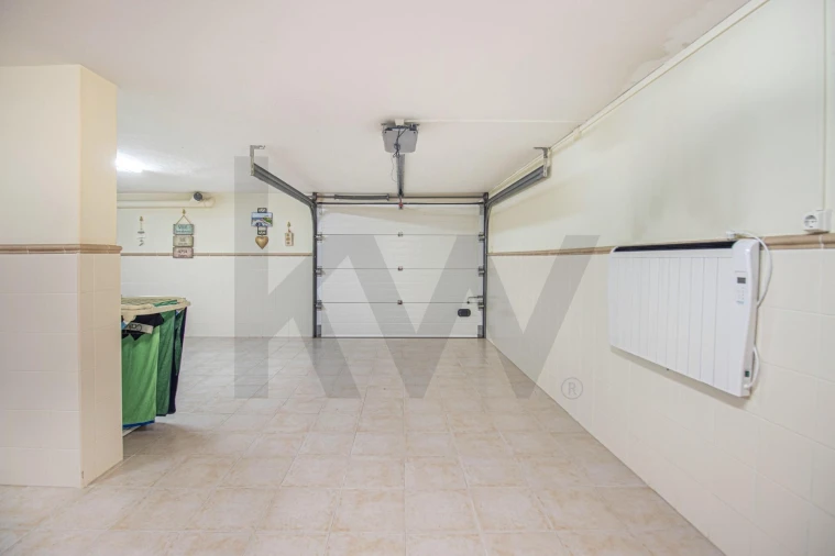 Moradia T4 para Venda em Santa Maria, São Pedro e Matacães Foto 45