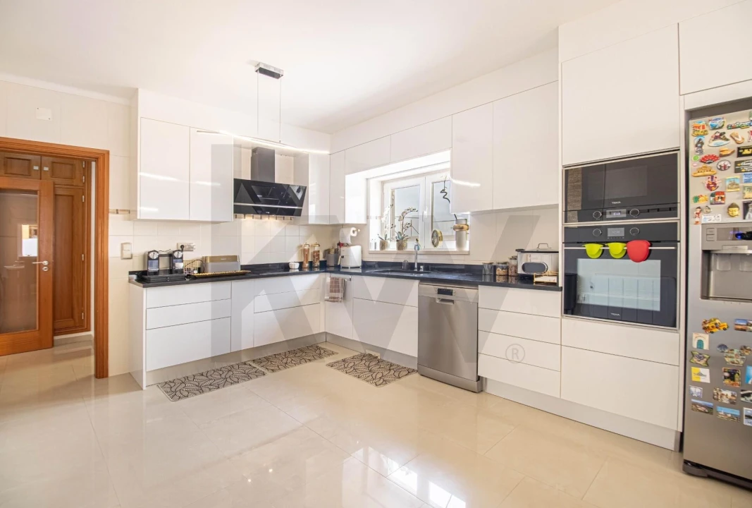 Moradia T4 para Venda em Santa Maria, São Pedro e Matacães Foto 15