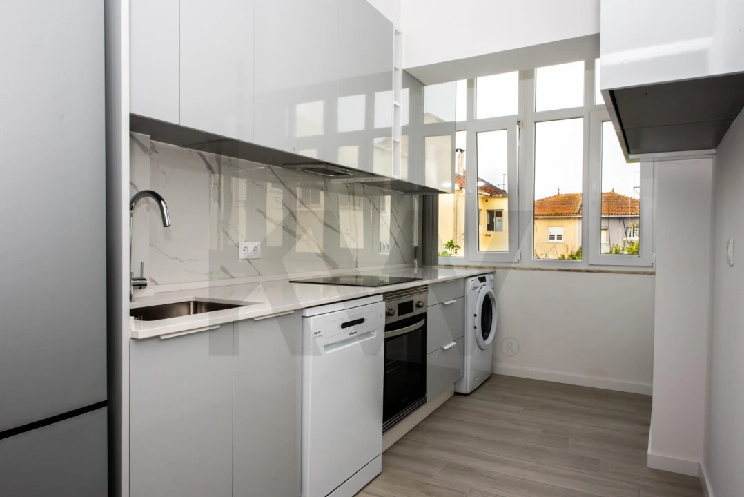 Apartamento T1 para Arrendamento em Almada, Cova da Piedade, Pragal e Cacilhas Foto 15