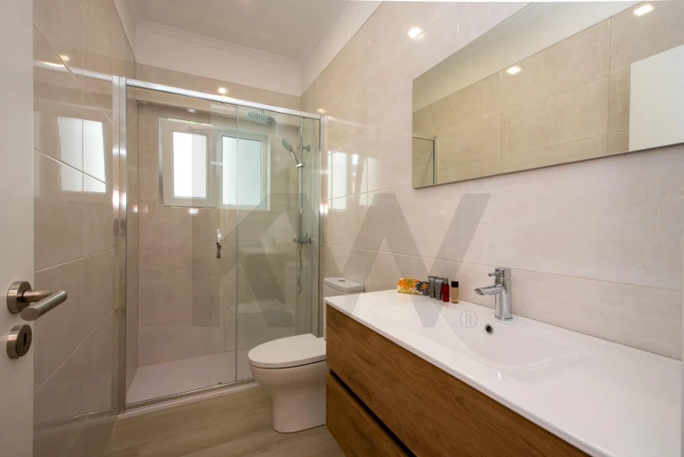 Apartamento T1 para Arrendamento em Almada, Cova da Piedade, Pragal e Cacilhas Foto 13