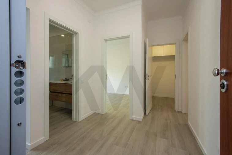 Apartamento T1 para Arrendamento em Almada, Cova da Piedade, Pragal e Cacilhas Foto 4