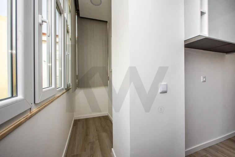 Apartamento T1 para Arrendamento em Almada, Cova da Piedade, Pragal e Cacilhas Foto 16