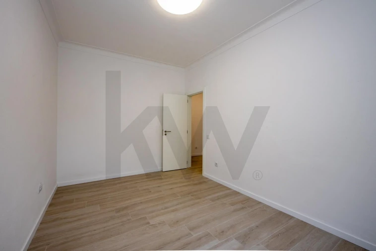 Apartamento T1 para Arrendamento em Almada, Cova da Piedade, Pragal e Cacilhas Foto 7