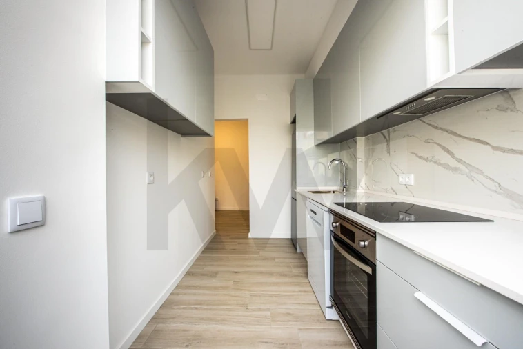 Apartamento T1 para Arrendamento em Almada, Cova da Piedade, Pragal e Cacilhas Foto 17