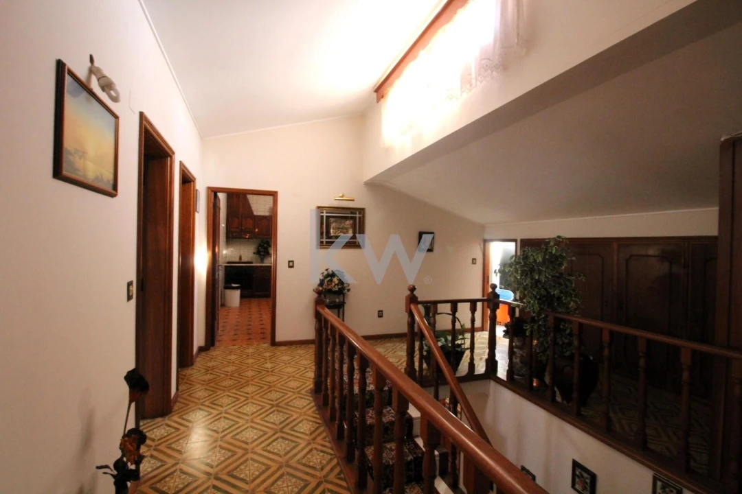 Moradia T4 para Venda em Vila de Cucujães Foto 16