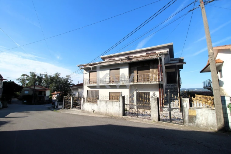 Moradia T4 para Venda em Vila de Cucujães Foto 44