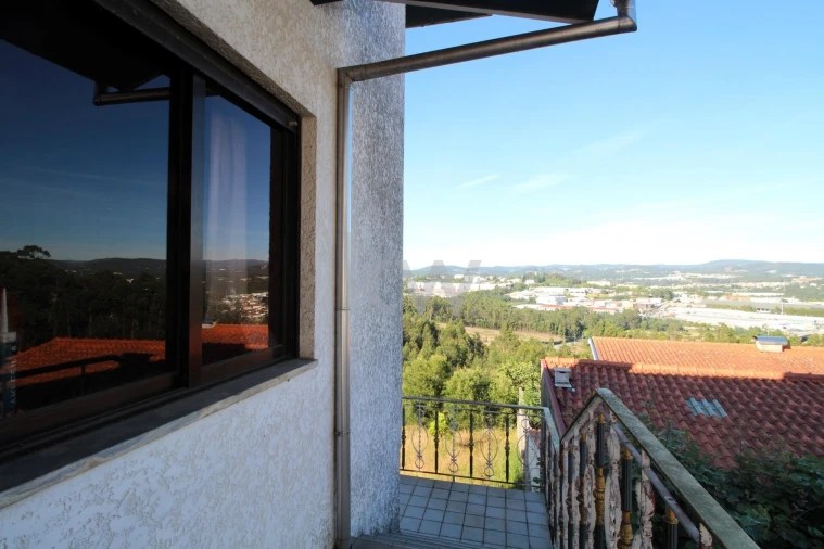 Moradia T4 para Venda em Vila de Cucujães Foto 29