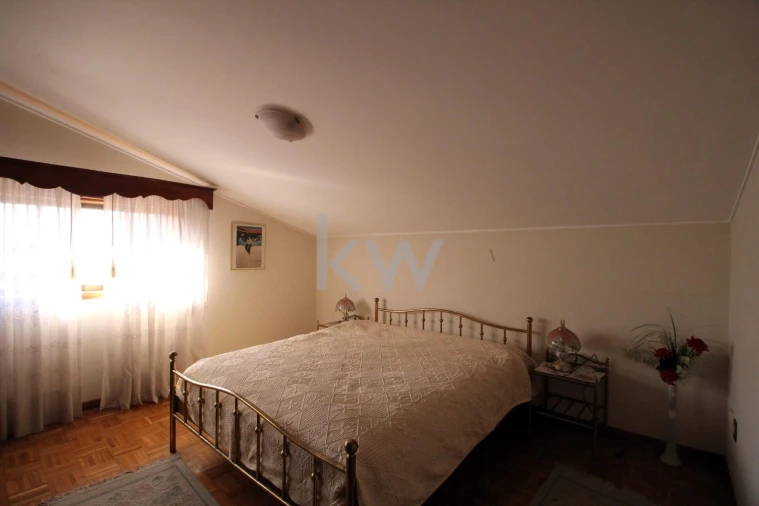 Moradia T4 para Venda em Vila de Cucujães Foto 17