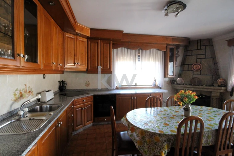 Moradia T4 para Venda em Vila de Cucujães Foto 23